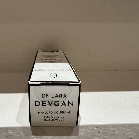 Dr Lara Devan Hyaluronic Serum Size:  30ml MSRP:  $245 - Picture 4 of 7